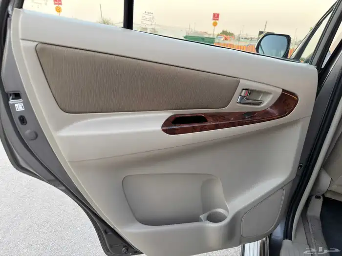 انوفا 2015 ممشى قليل 13