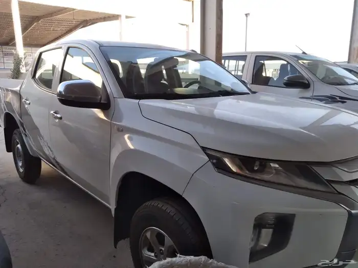 متسوبيشي 2020 1