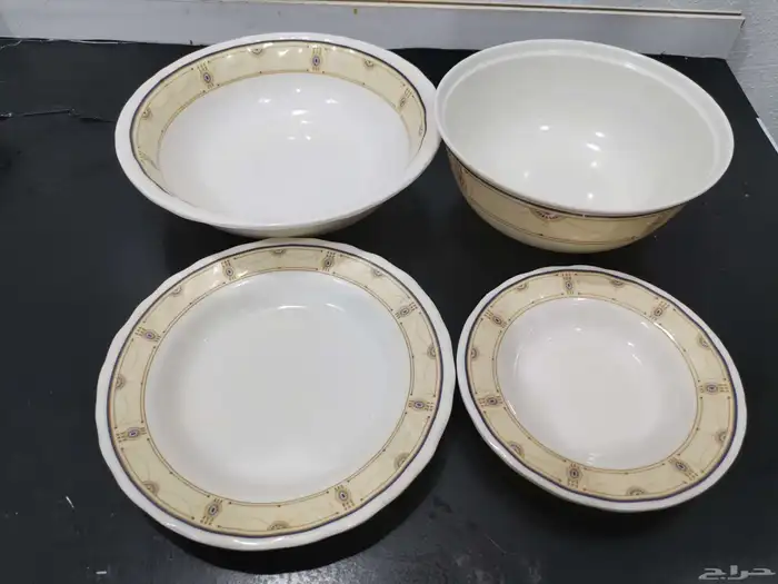 زبديات ميلامين مع غطاء مع صحون صغيره و كبيره 7