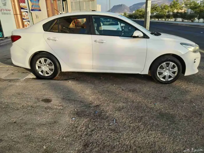 كيا ريو 2019 3