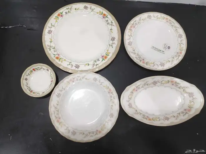 زبديات ميلامين مع غطاء مع صحون صغيره و كبيره 5