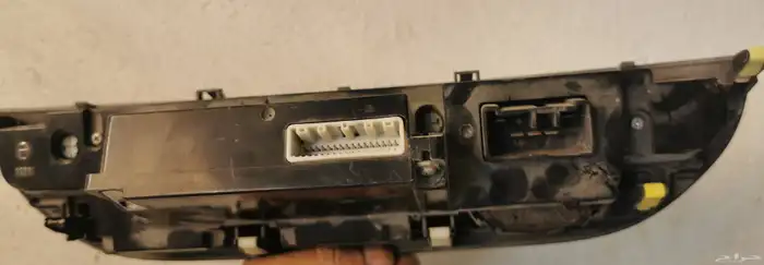 سويتش مكيف كامري من 2003 الى 2006 1