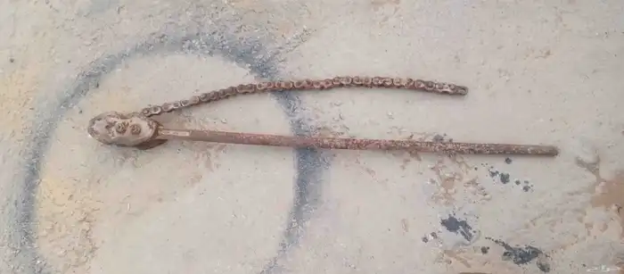 مفتاح مواسير قطاس شغال ونضيف 0