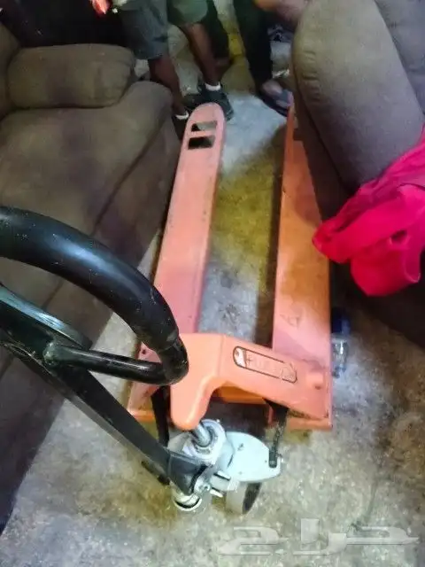 رافعة طبليه جديد استعمال شهر 3.5 طن للبيع او للايجار 0