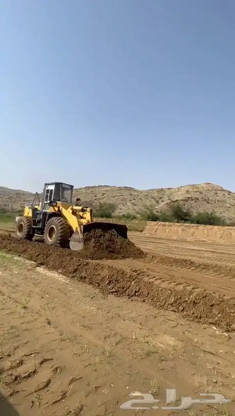 شيول كوماتسو نضيف للإيجار اليومي أو الشهري 0