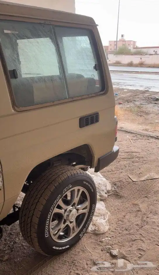 للبيع جنوط فراشه مع الكفرات 2