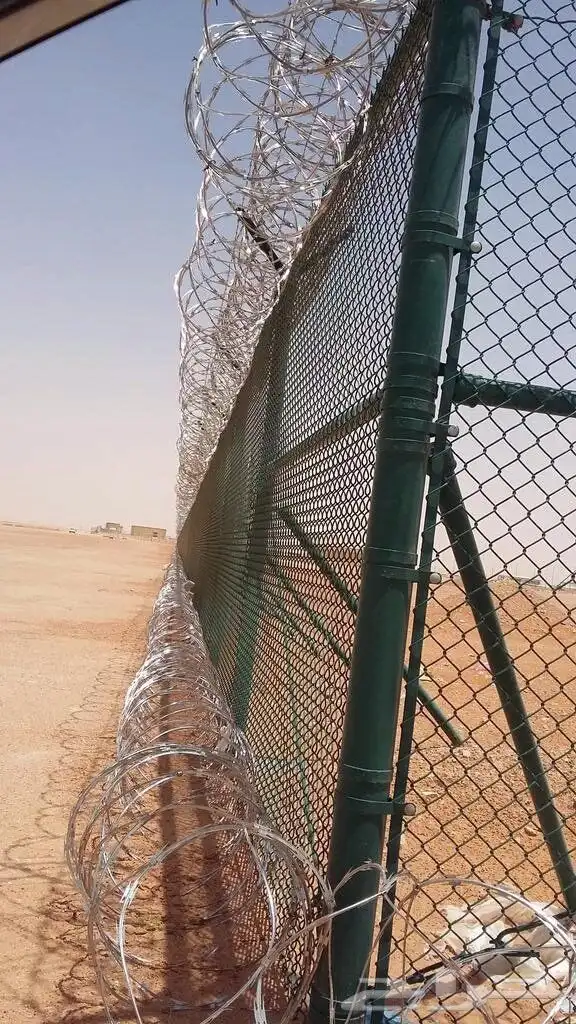 توريد وتركيب جميع انواع الشبوك وسياج الامنيه 0