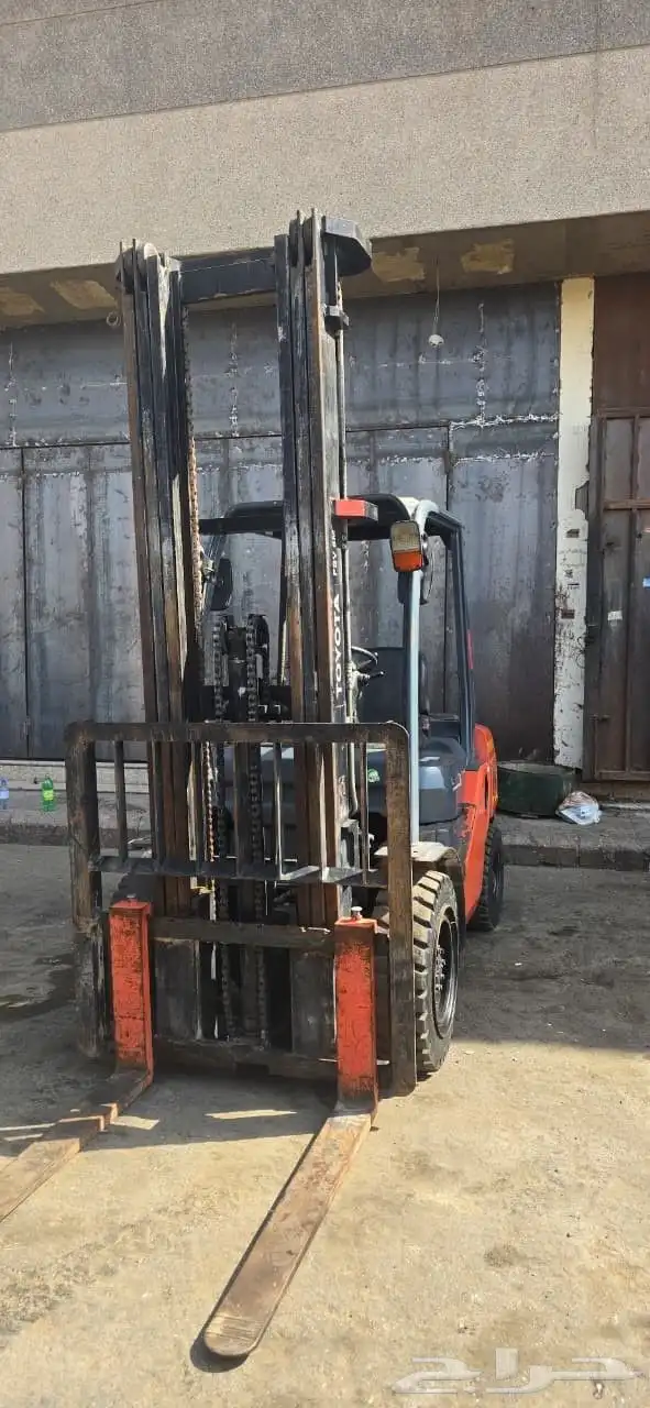 رافعه شوكيه للإيجار 2