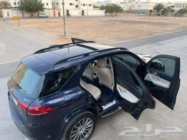 مرسيدس 2021 جيب GLE 450 فل كامل ماشي فقط 19 الف كم سعودي 19