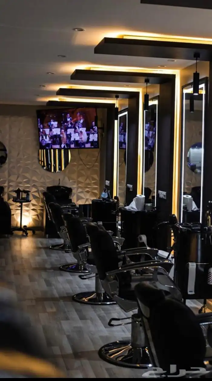 مركز عنايه ب الرجل في ينبع . رخصة ساريه وجديده لمدة سنة.اجار 6