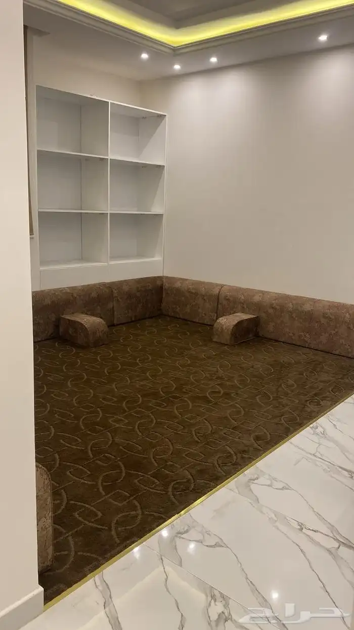 شقه مفروشه للايجار بالمهديه خلف جامع المهديه بسعر 3800 ريال 3