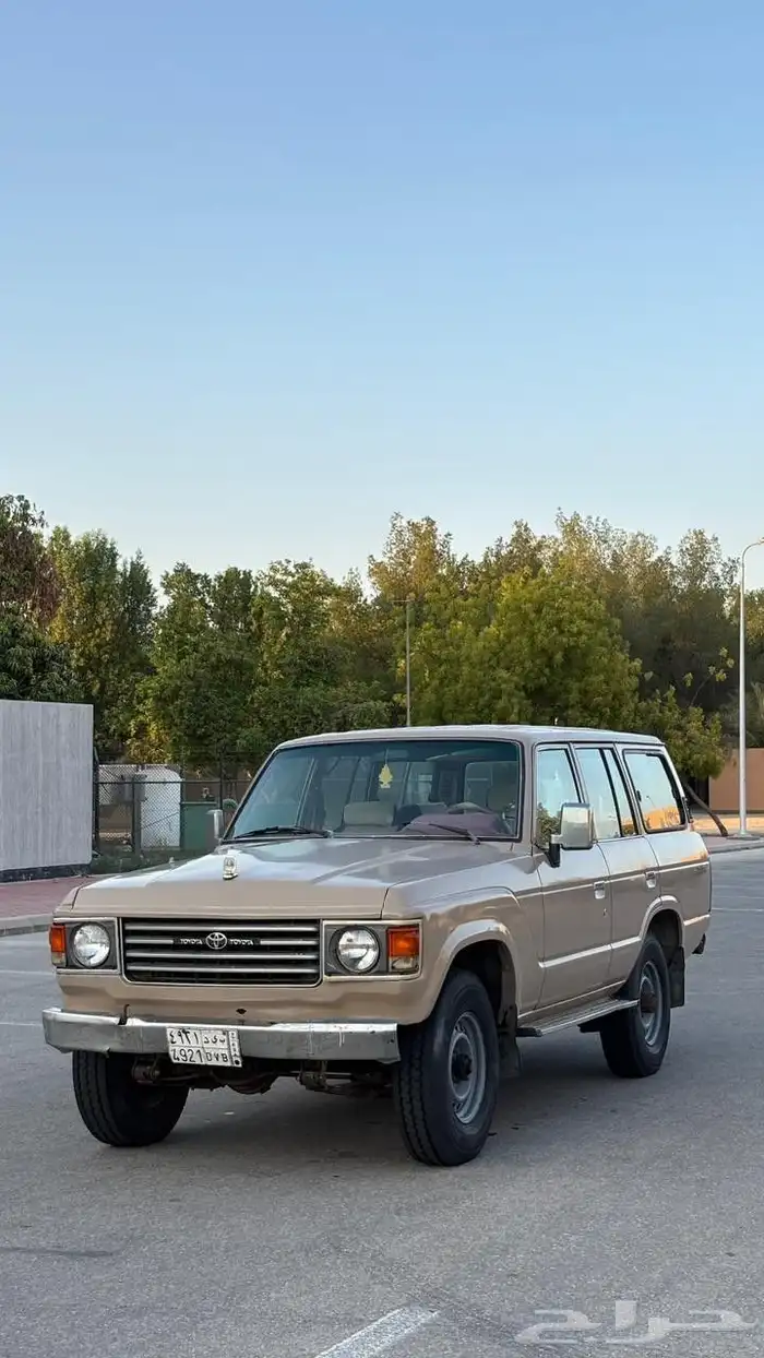 جيب تويوتا موديل 85 مكينة قير و دفرنش ماشي 450 000 6