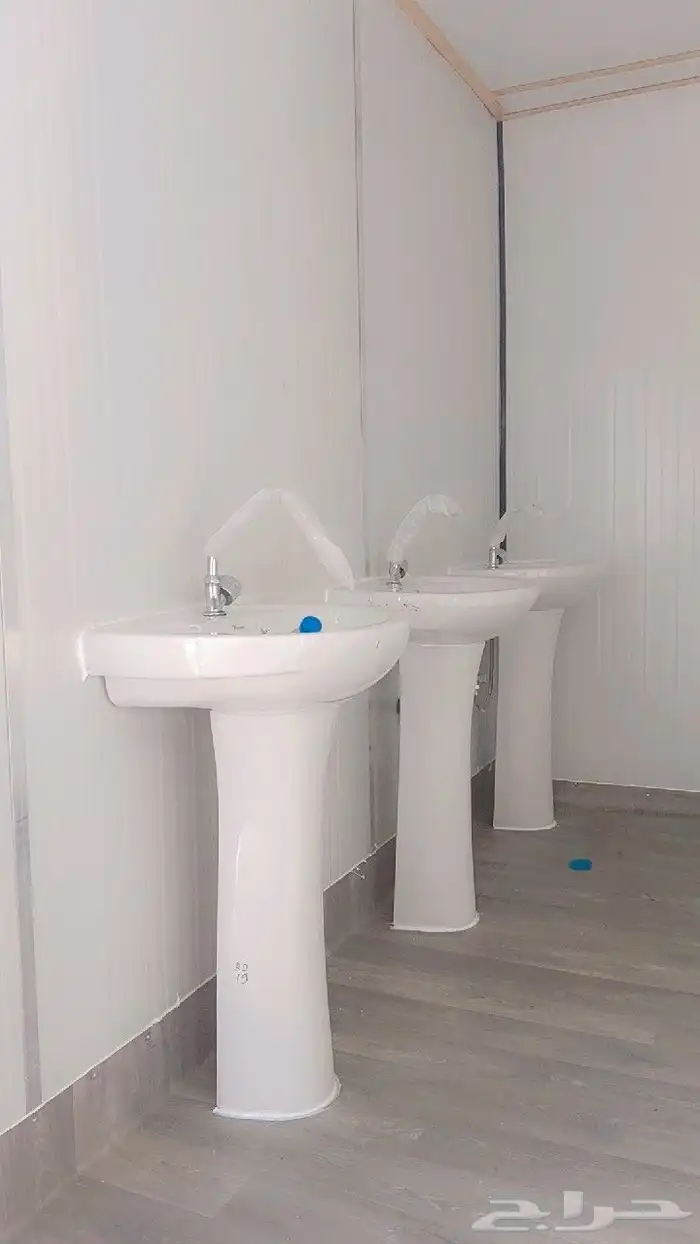 Brand New Toilet Portacabin with 3 Toilets and 3 Washbasins 5