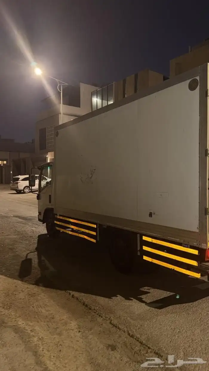 سيارة دينة ايسوزو 2014 للبيع 4