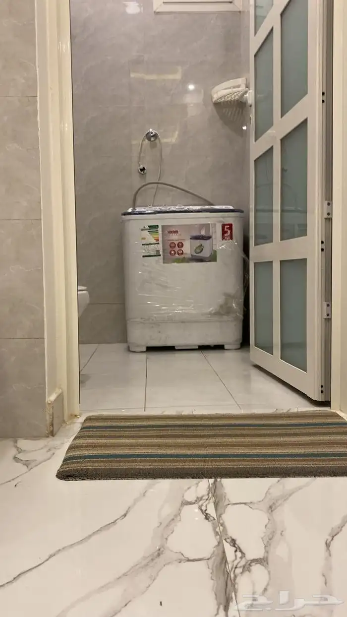 شقه مفروشه للايجار بالمهديه خلف جامع المهديه بسعر 3800 ريال 8