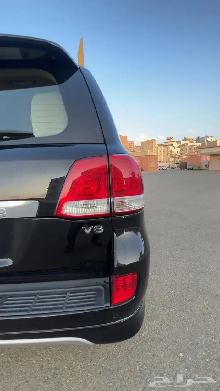 لاند كروزر vxr موديل 8