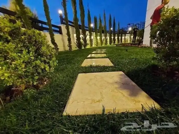 تركيب العشب الصناعي 4