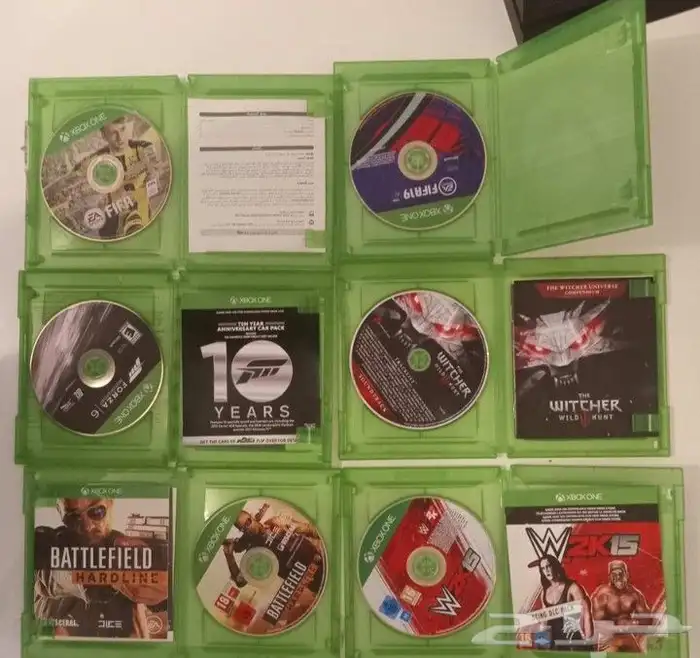 ( بلاستيشن 4 ) lشرطة اكس بوكس) ( أشرطة بلايستيشن 3) 3