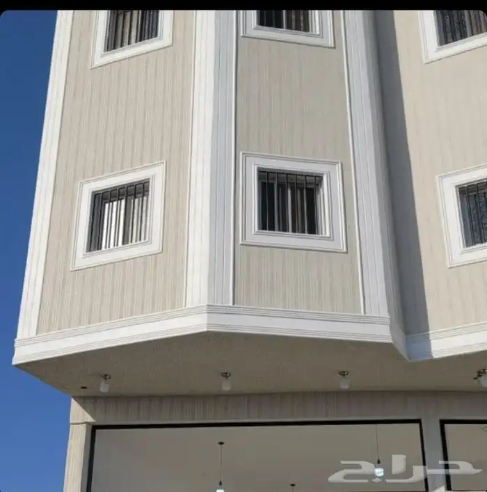 ديكورات خارجية اسمنتيه لياسه ملونه الباحه 8