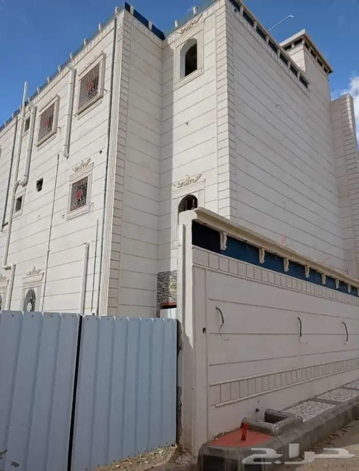 الياسه الملونه سمنت الرياض وبطحأ الرياض تعطيك منظر بشكال حجر 1