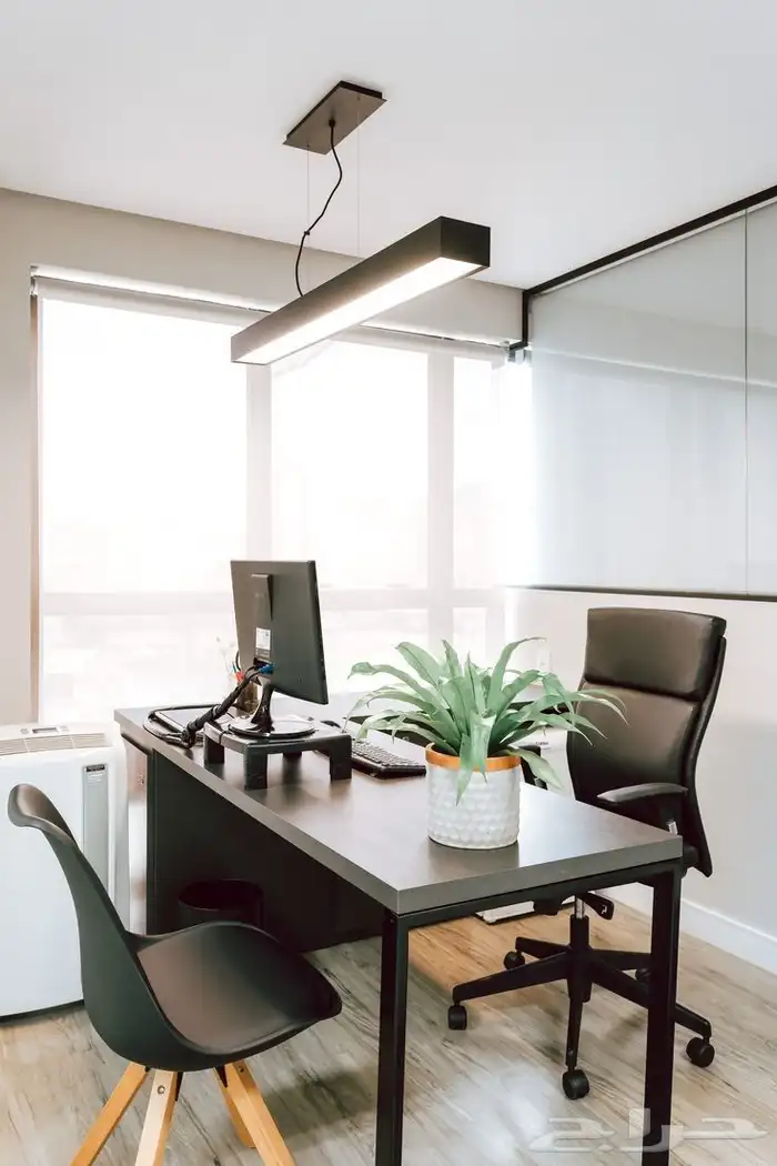 أثاث مكتبي متين بتصاميم عصرية 18