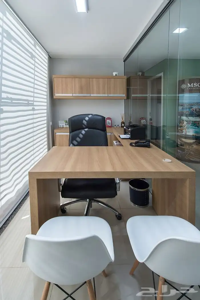 أثاث مكتبي متين بتصاميم عصرية 19