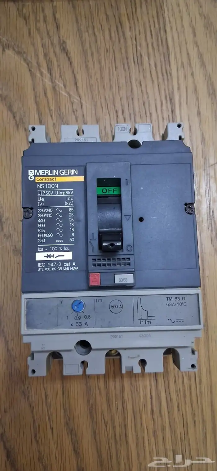 بريكر Merlin Gerin   Mitsubishi 1