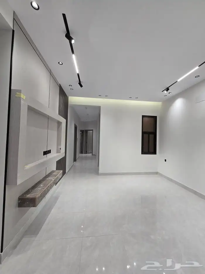 للبيع دور أرضي 6غرف حوش ومدخل سياره550 ألف أبهاالمحالة قرطبة 15