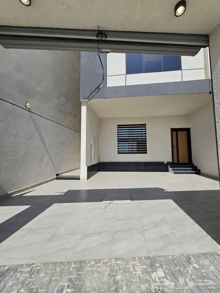 للبيع دور أرضي 6غرف حوش ومدخل سياره550 ألف أبهاالمحالة قرطبة 4