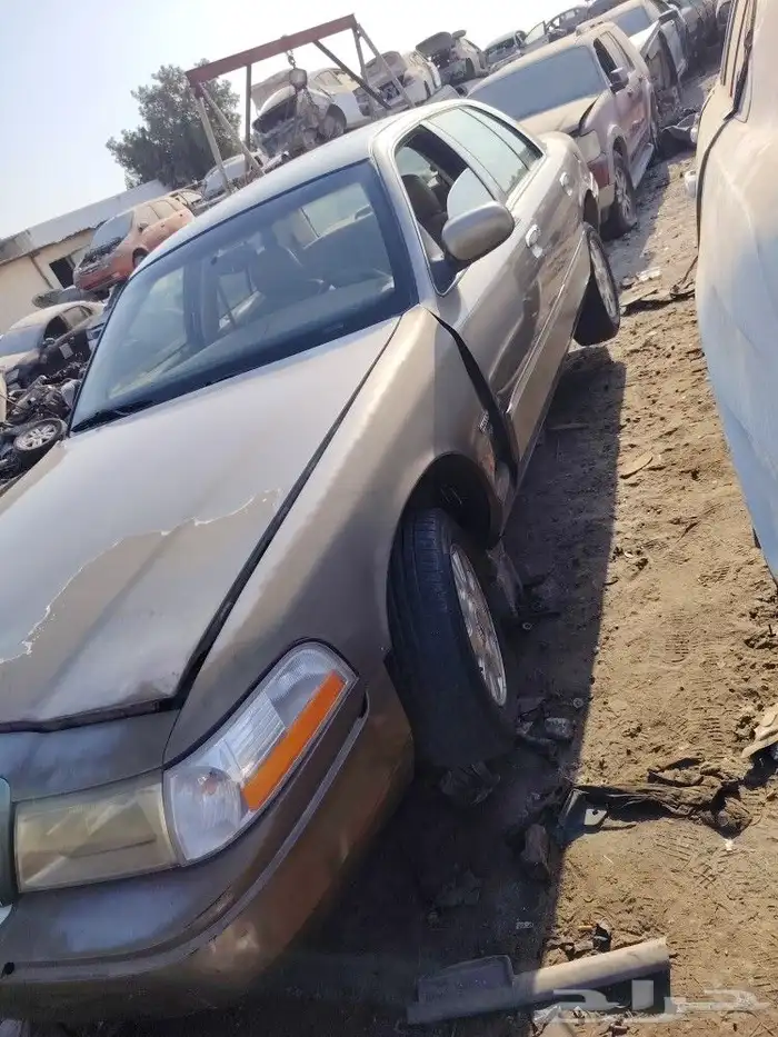 تشليح الشهري لبيع قطع غيار الفورد الأمريكي فكتوريا و ماركيز 1