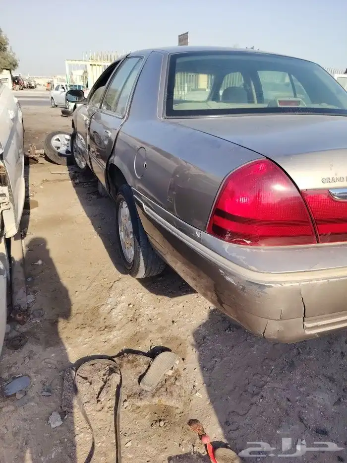 تشليح الشهري لبيع قطع غيار الفورد الأمريكي فكتوريا و ماركيز 8