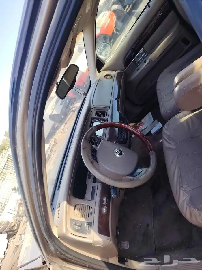 تشليح الشهري لبيع قطع غيار الفورد الأمريكي فكتوريا و ماركيز 3