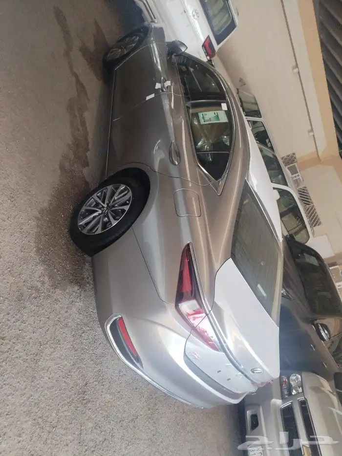 لكزس ES250 2023 5