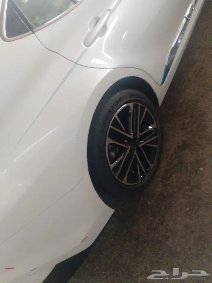 كامري 2025 LE هايبرد 5