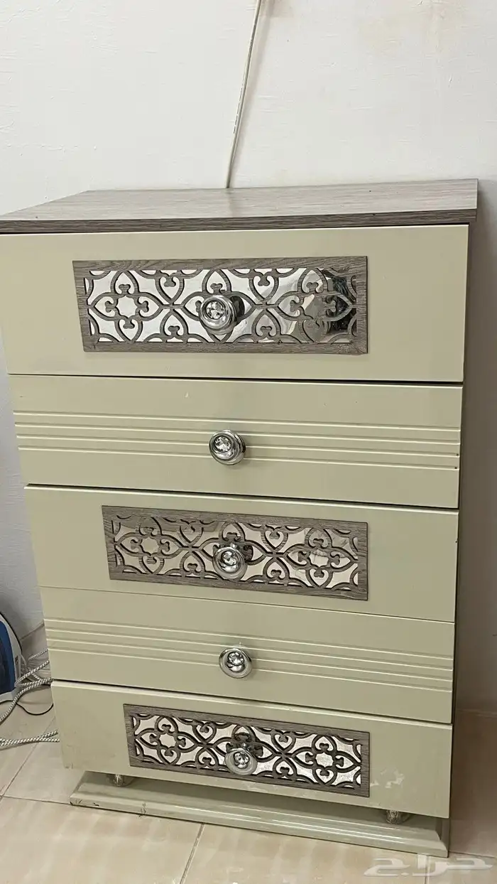 غرفة نوم للبيع 2