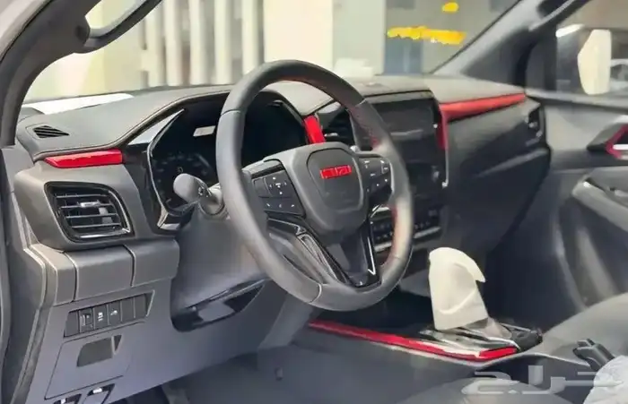 ايسوزو ديماكس GT 2025 دبل فل كامل سعودي 4