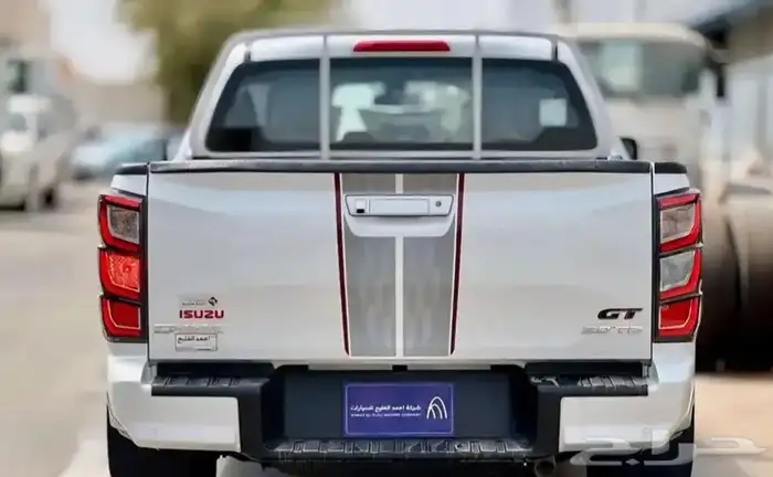 ايسوزو ديماكس GT 2025 دبل فل كامل سعودي 3
