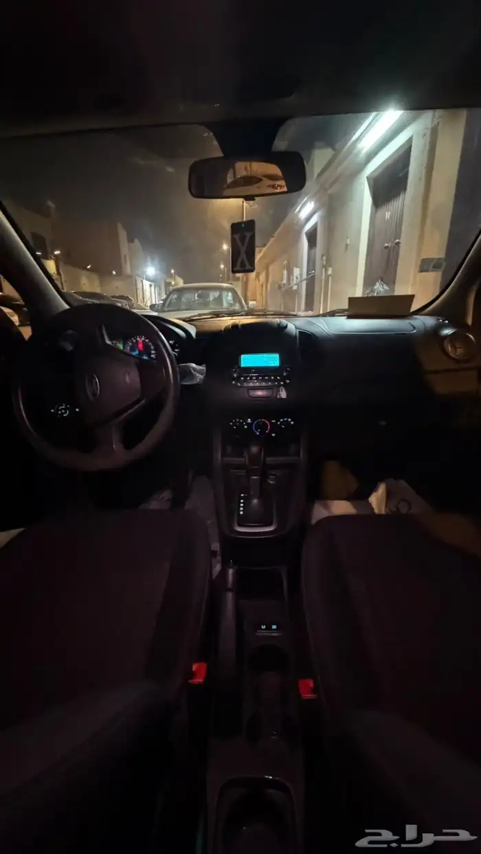 للبيع فورد فيجو 2020 أسود 13