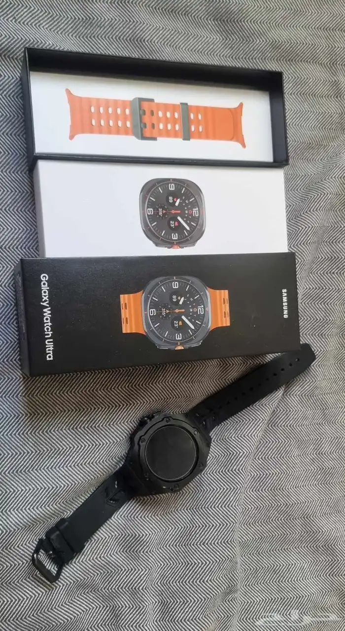 ساعة وسماعة سامسونج وشاحن وخاتم ذكي 0