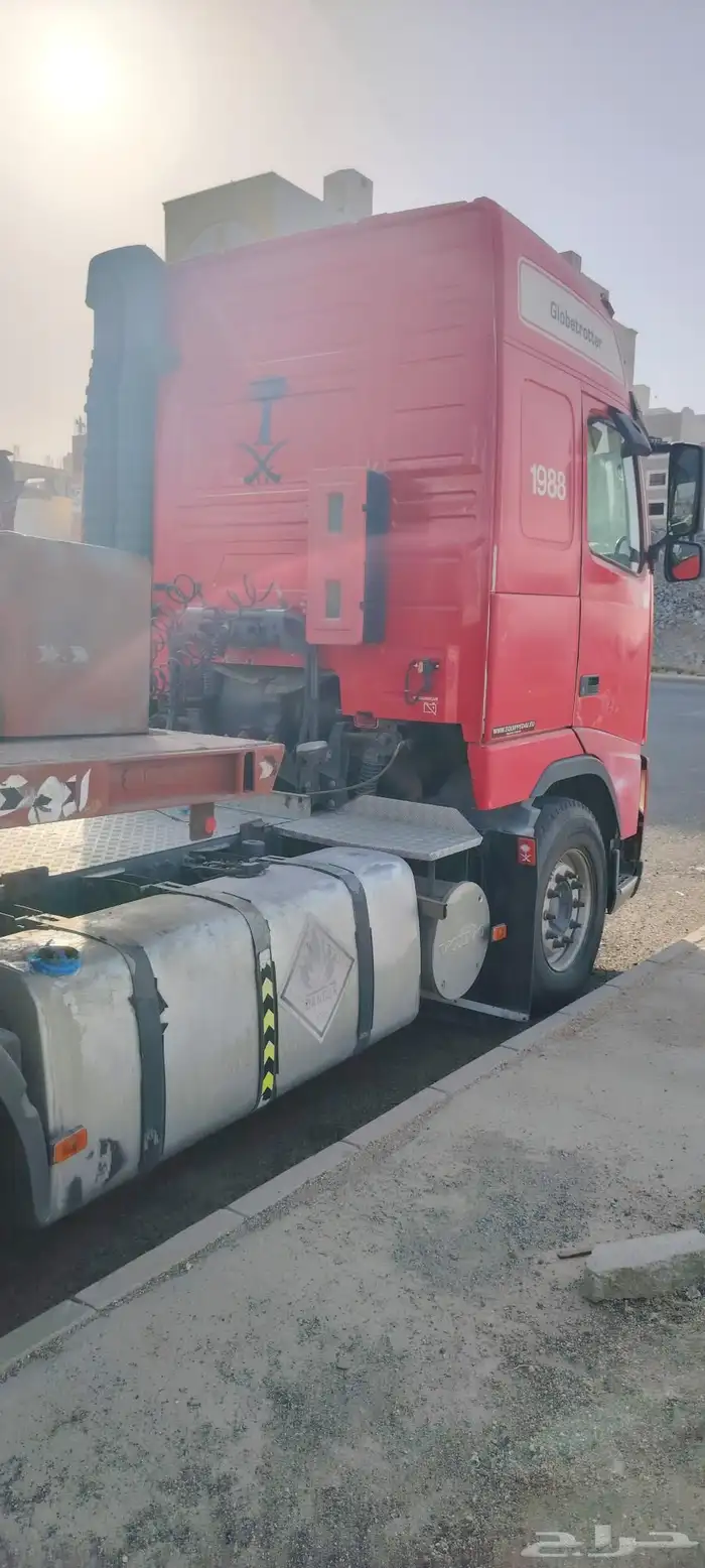 رأس فولفو 2005 5