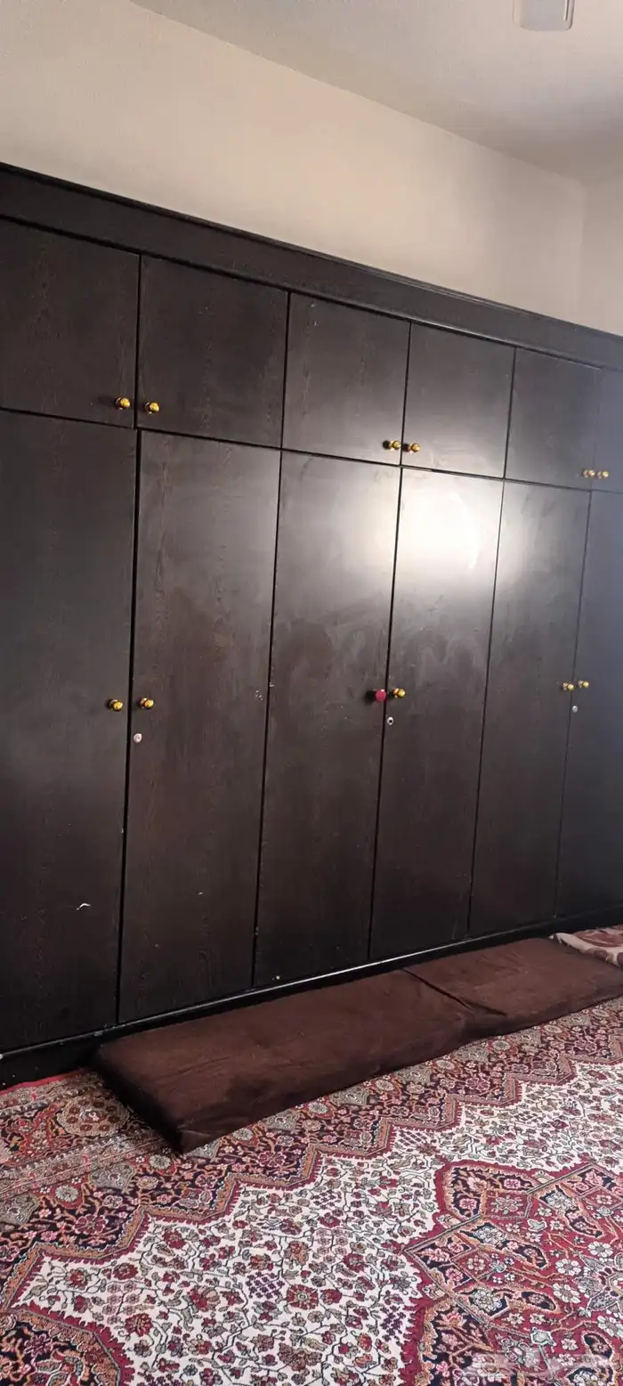 دولاب كبير نظيف 2