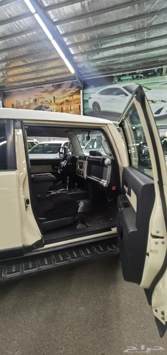 تايوتا اف جي الموديل 2008 تانكي صغير 17