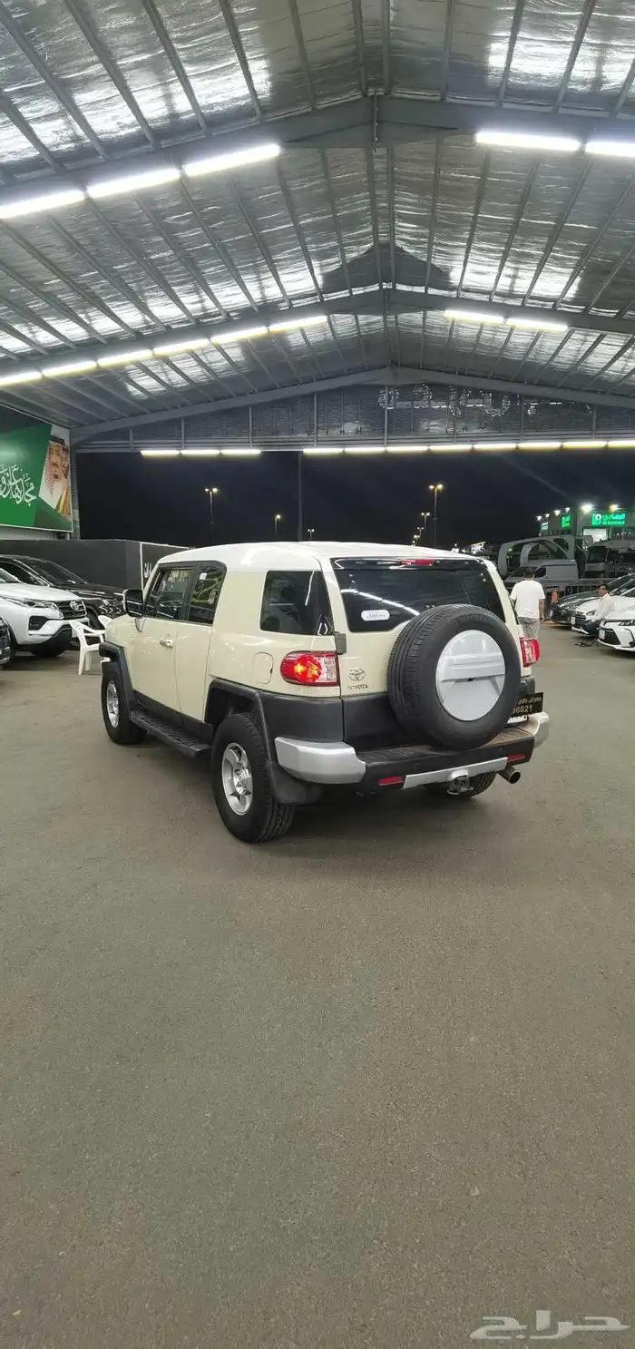 تايوتا اف جي الموديل 2008 تانكي صغير 7