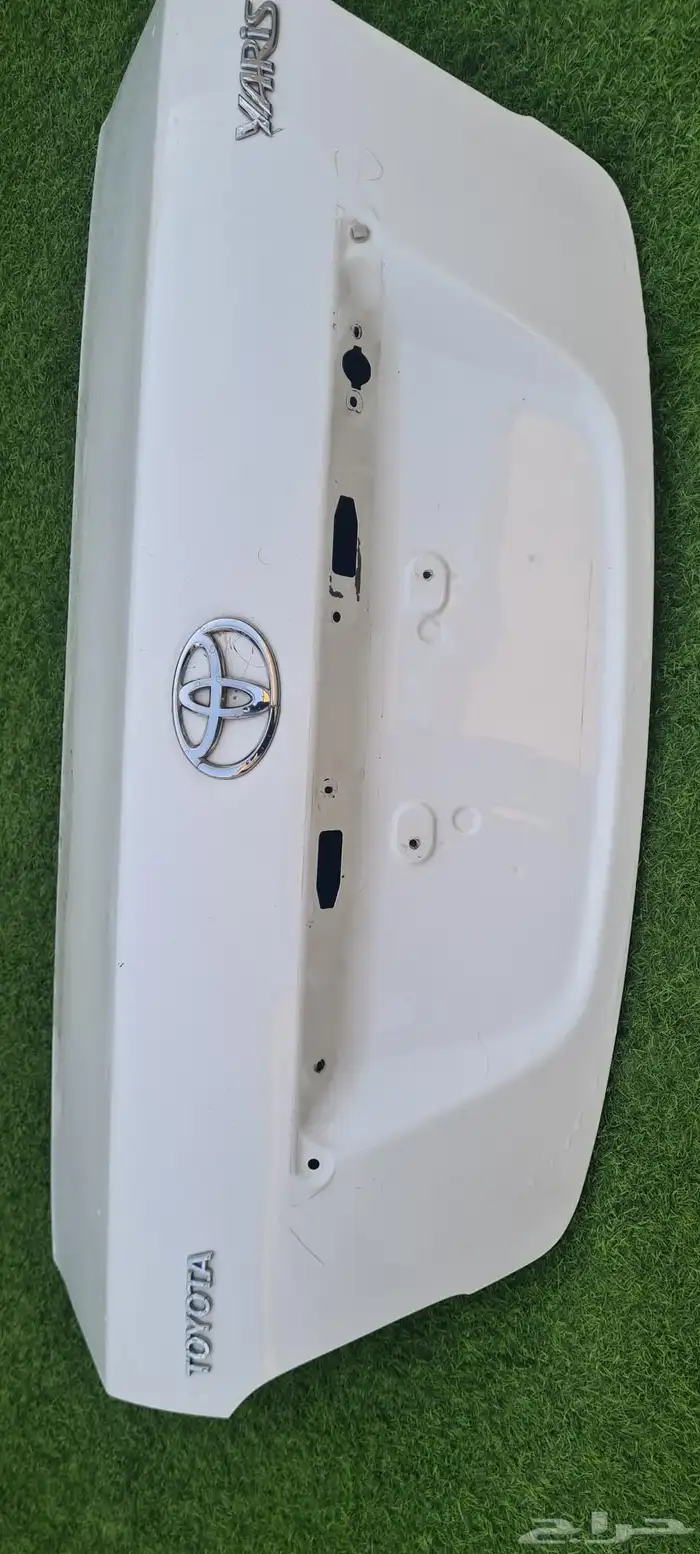 شنط يارس وكالة من موديل 2006 إلى 2013 بس تحتاج رش 0