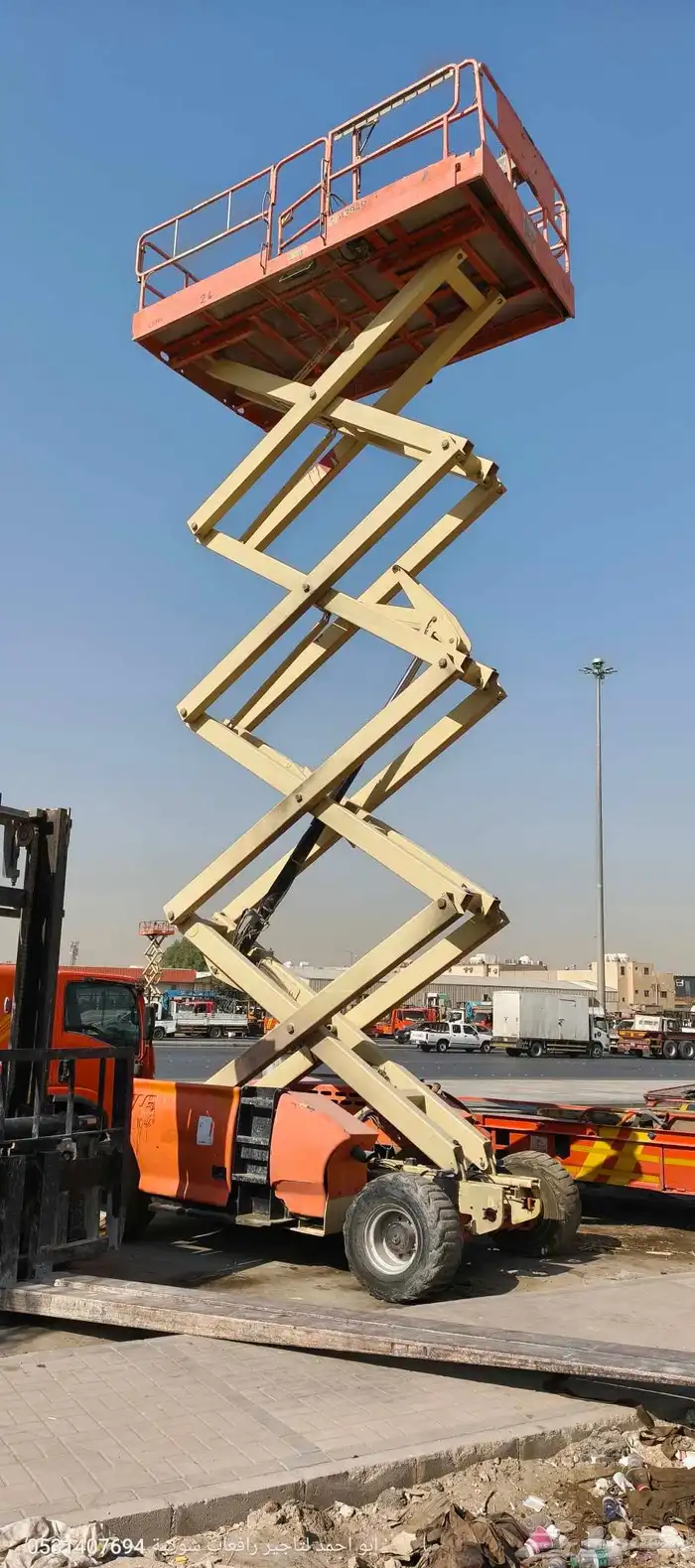 Pagrenta ng JCB forklift crane (araw-araw buwan-buwan) 0