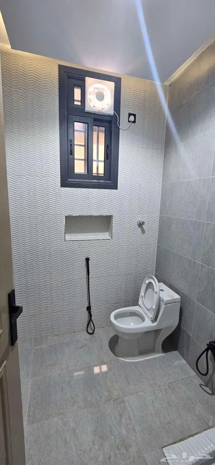 للبيع فيلا دورين وملحق 8 غرف نوم شغل شخصى 20