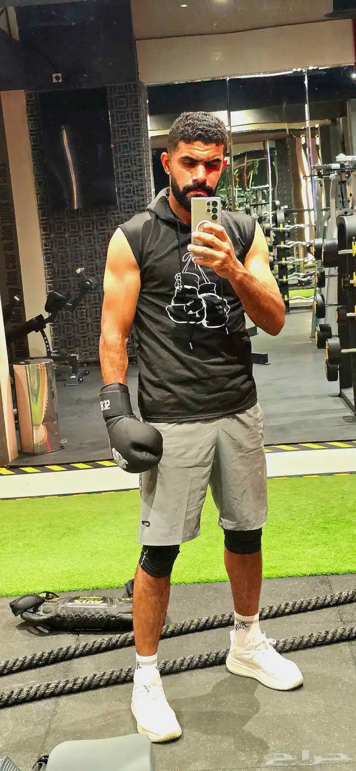 مدرب فنون قتاليه مدرب كيك بوكسنج دولي وتخسيس 1