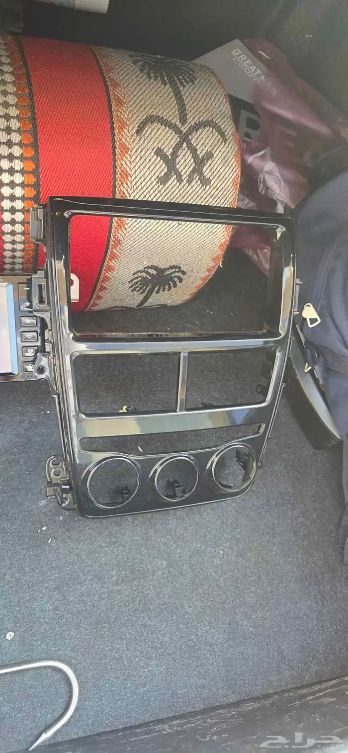 شاشة يارس 2021 وكاله للبيع 4