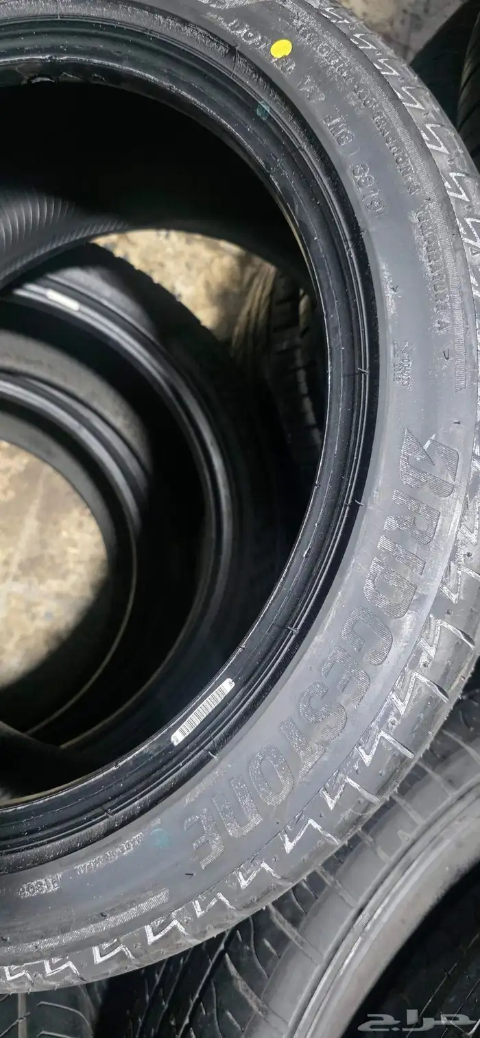 كفر اسبير بريجستون ياباني وكالة 235 45 18 كامري 1