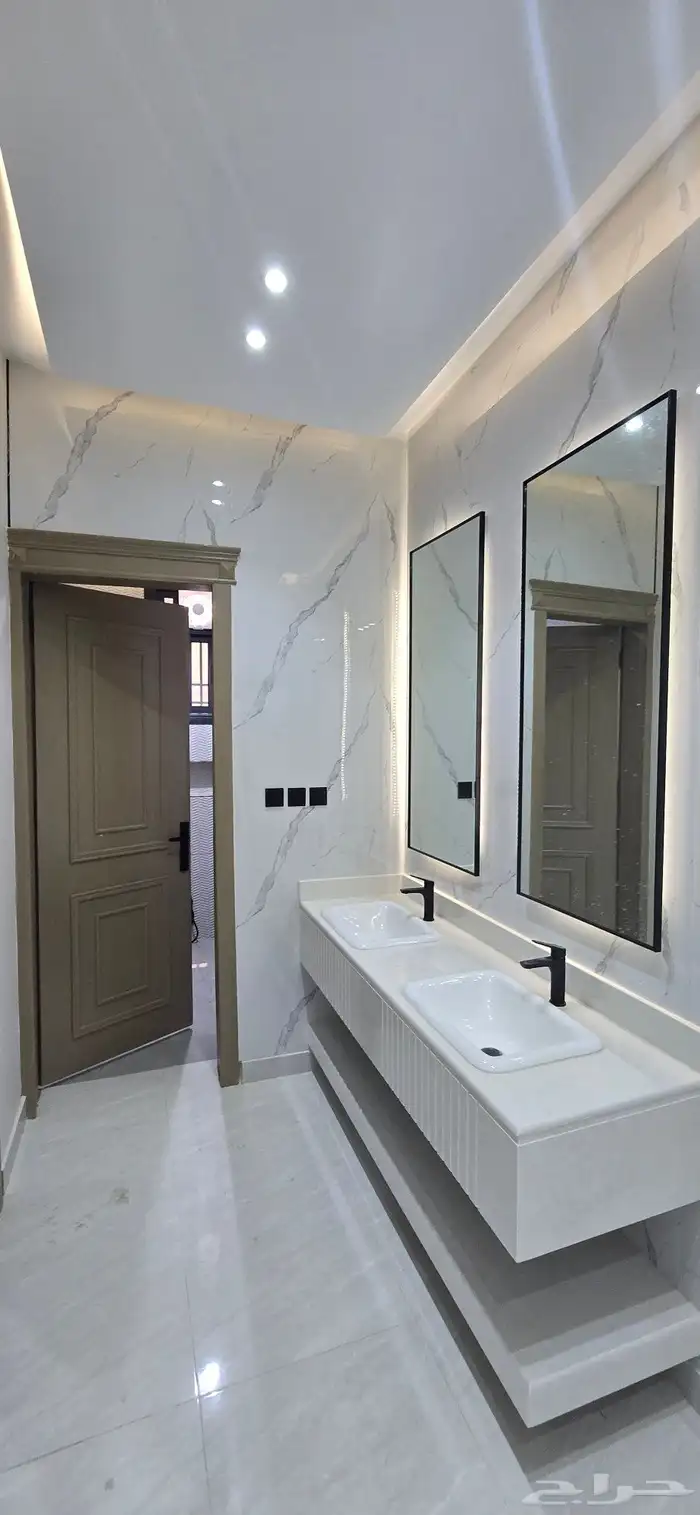 للبيع فيلا دورين وملحق 8 غرف نوم شغل شخصى 18